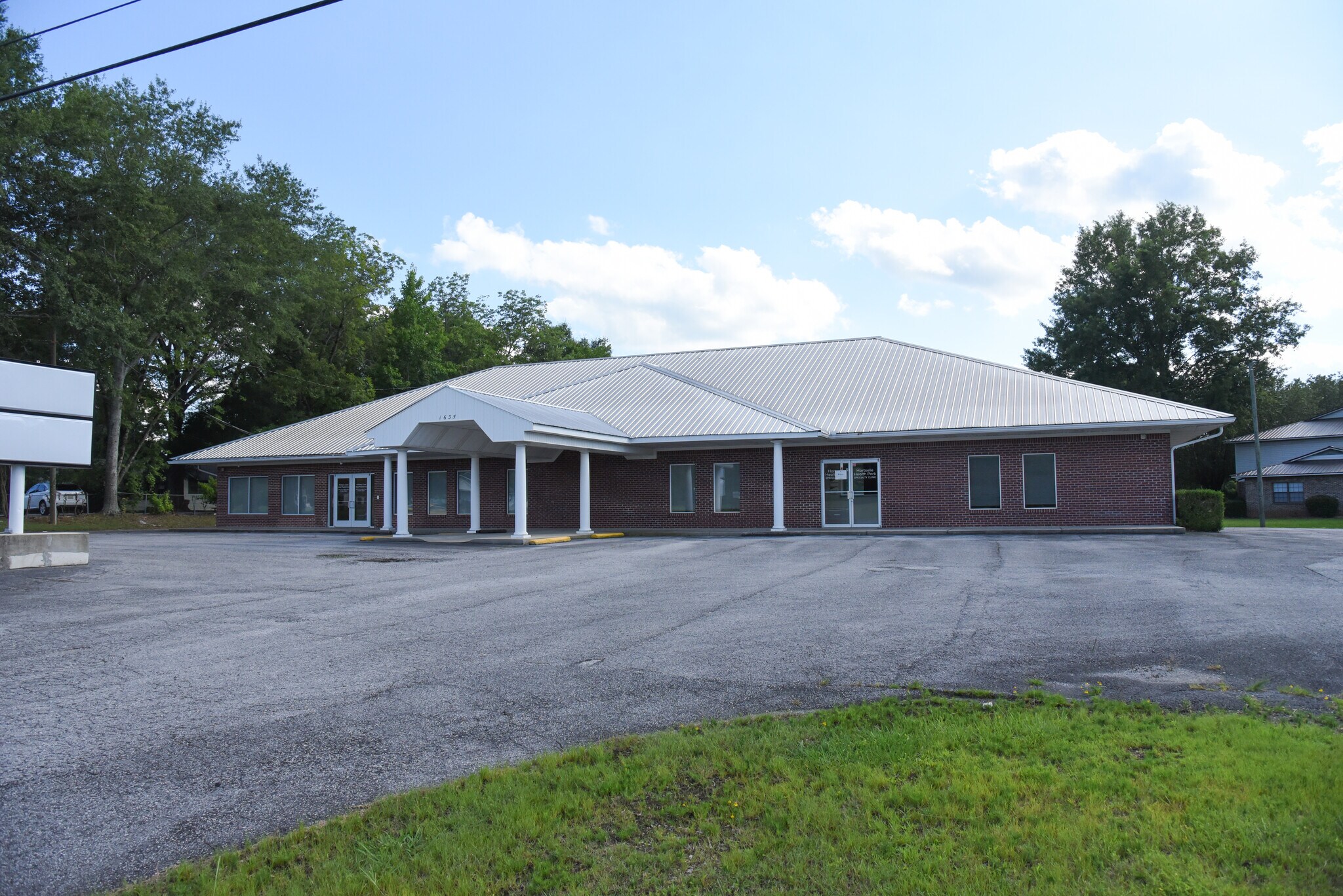 1635 Highway 31, Hartselle, AL for Rent