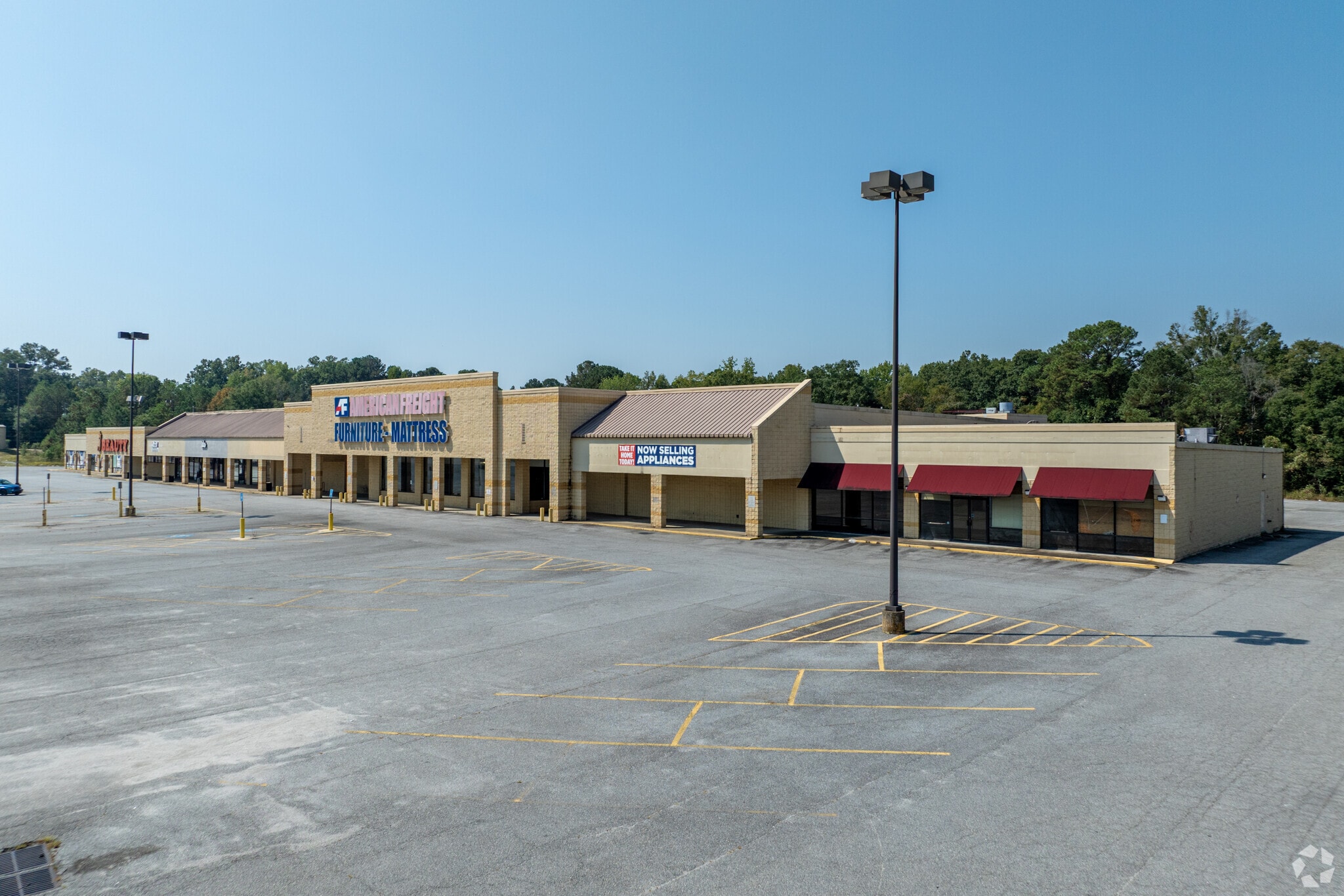 1607 S Lumpkin Rd, Columbus, GA for Sale