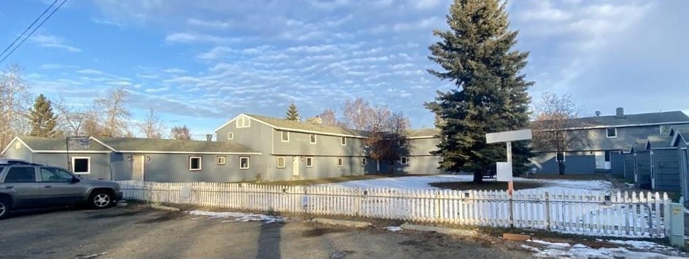 1901 Mary Ann St, Fairbanks, AK for Sale