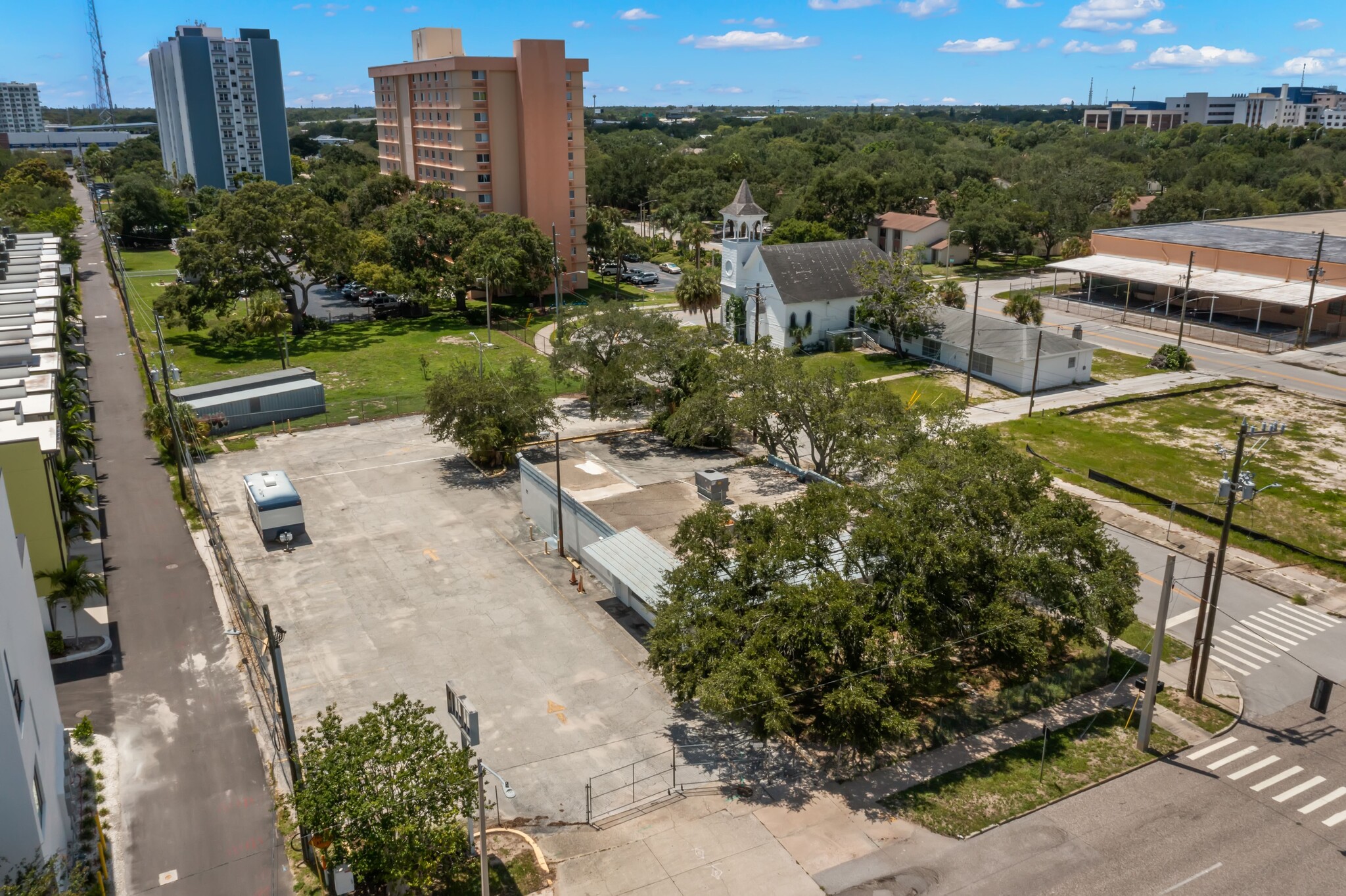 207 10th St N, Saint Petersburg, FL for Sale