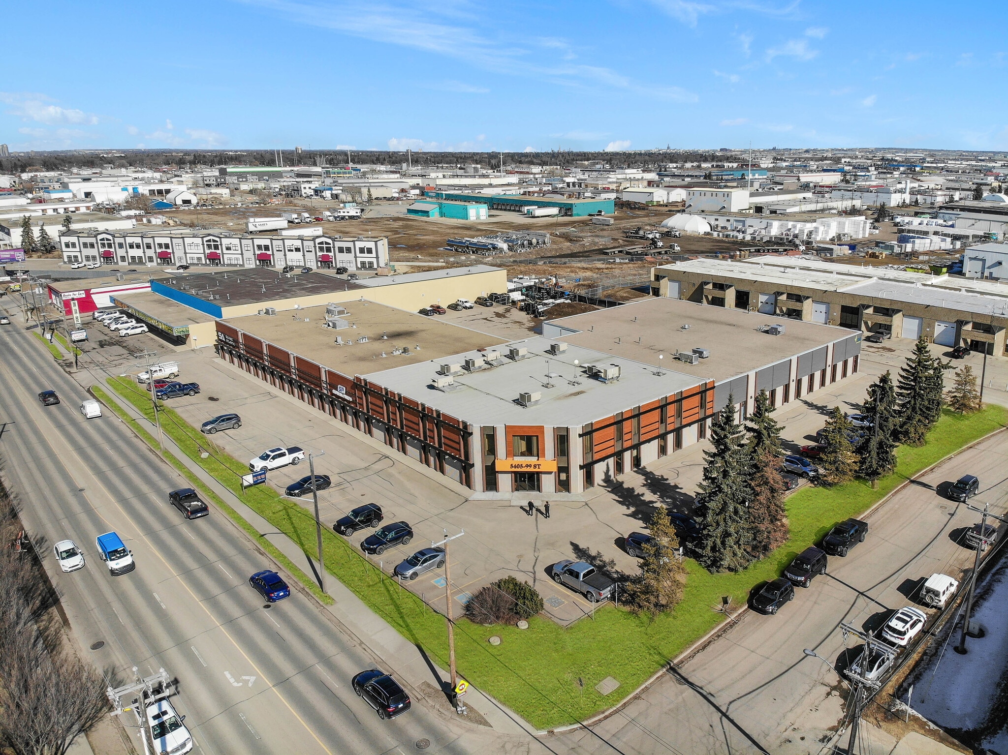 5405 99th St NW, Edmonton, AB for Rent