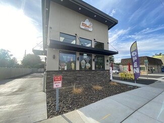 College Place, WA Freestanding - 900 S College Ave