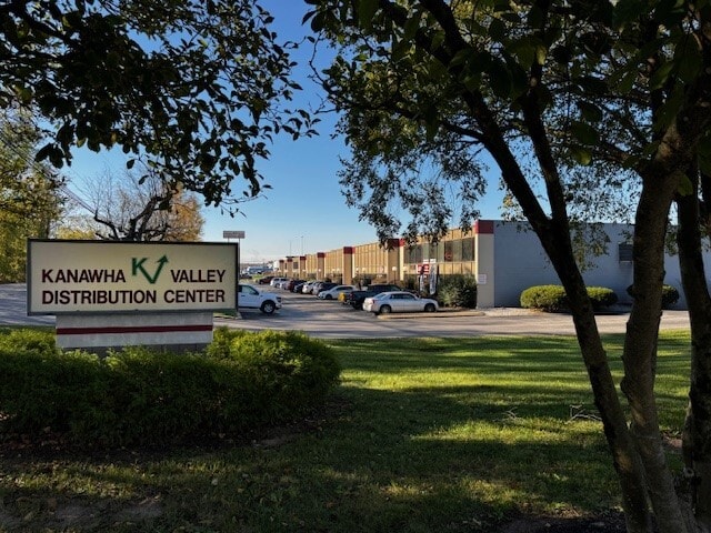 4200 1st Ave, Nitro, WV for Rent