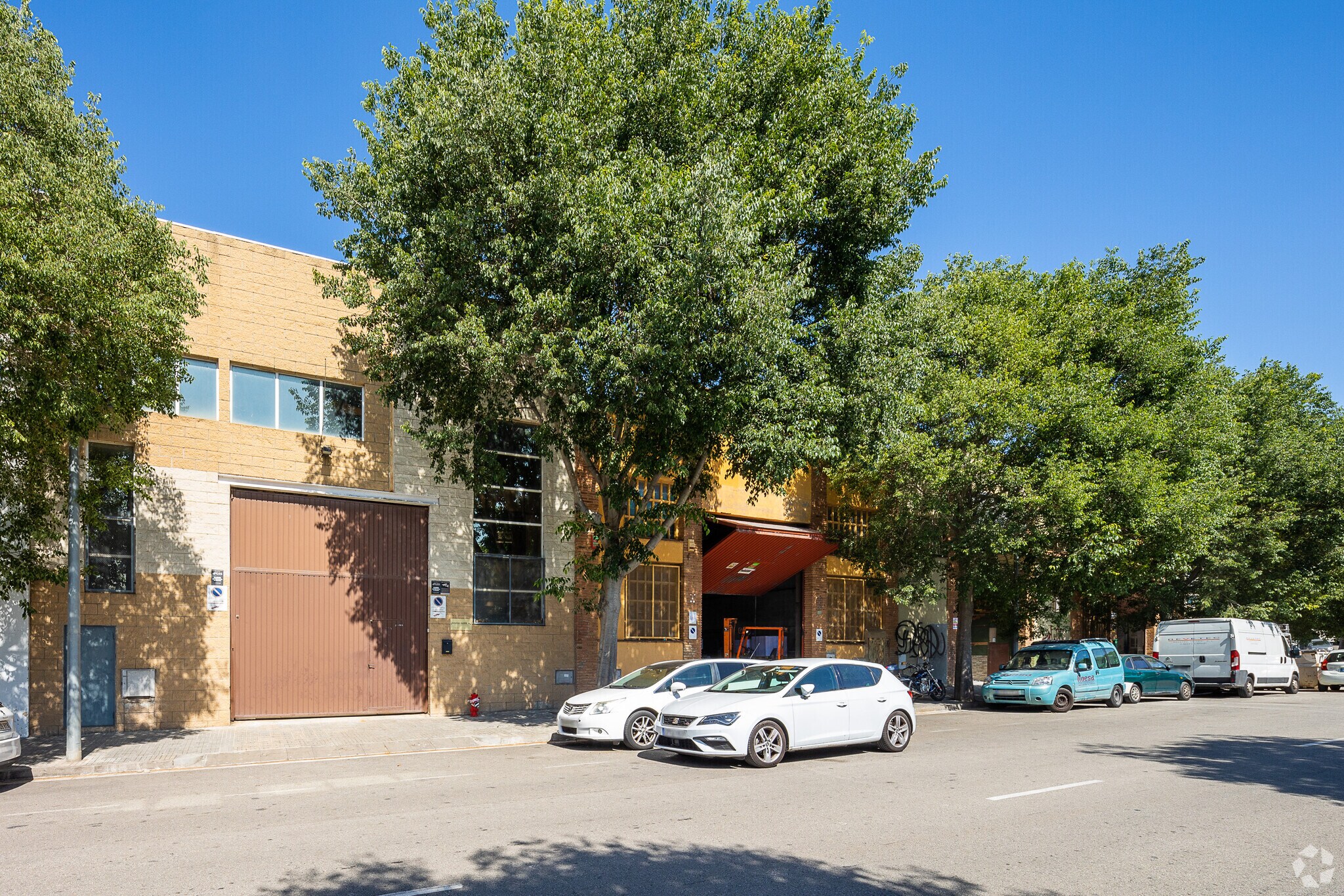 , Ripollet, BAR for Rent