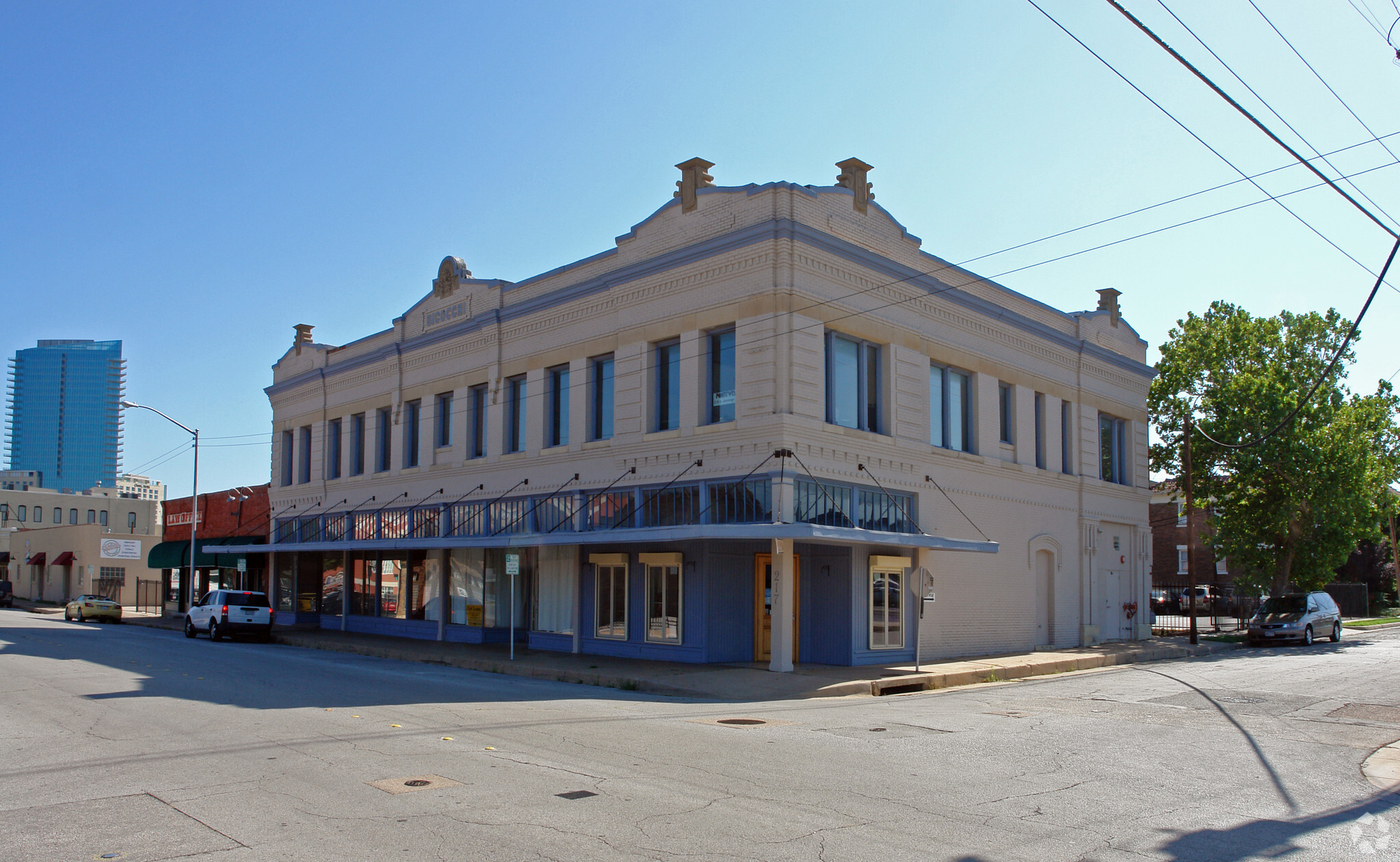 211-215 S Jennings Ave, Fort Worth, TX for Rent