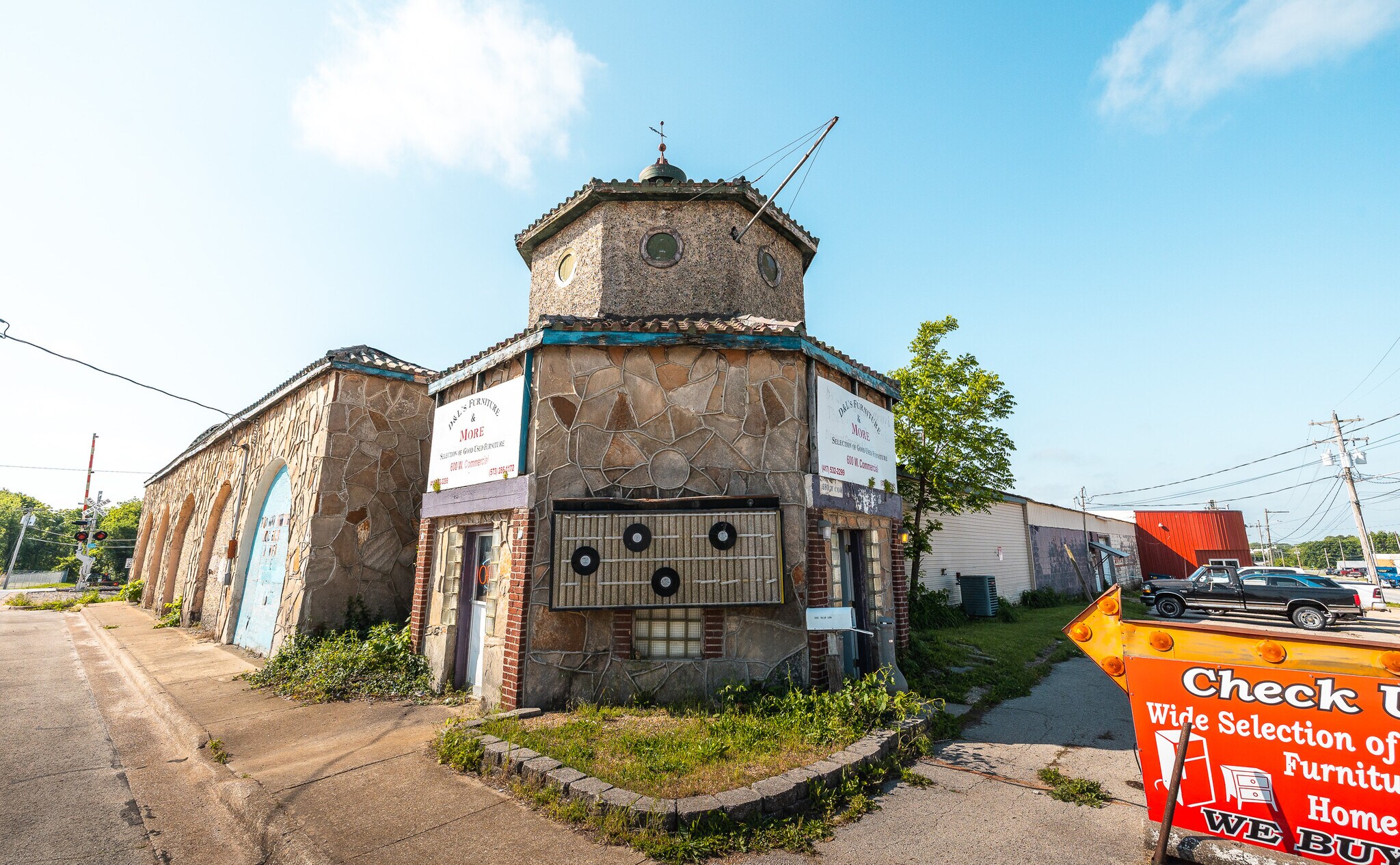 600 W Commercial St, Lebanon, MO for Sale