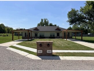 Jones, OK Apartments - 11514-11529 Cottage Ln