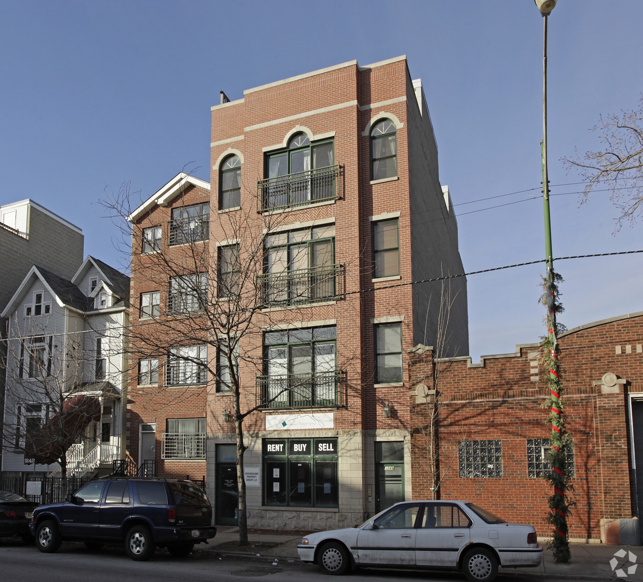 3248 N Sheffield Ave, Chicago, IL for Sale