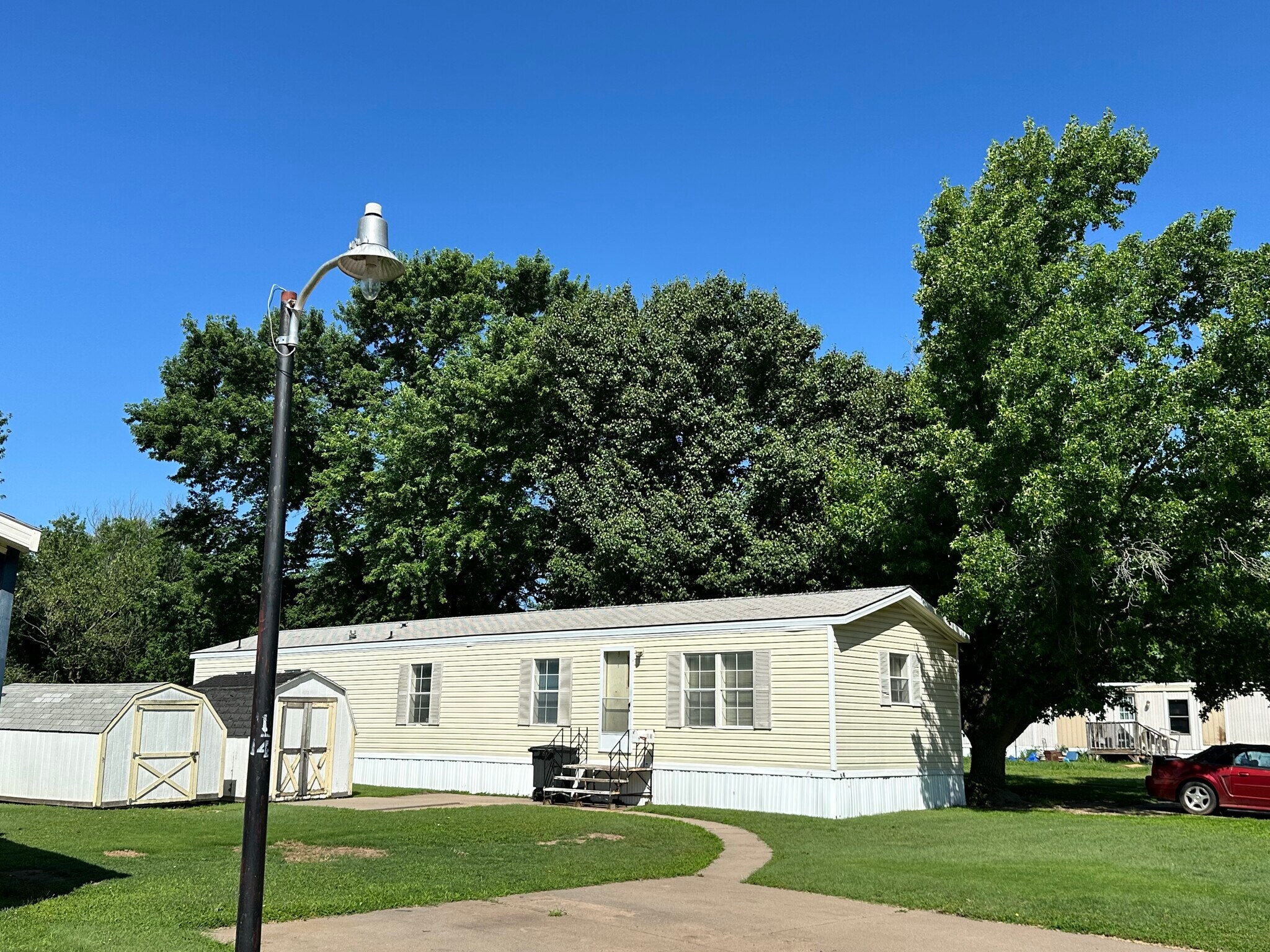 620 Country Club Rd, Pratt, KS for Sale