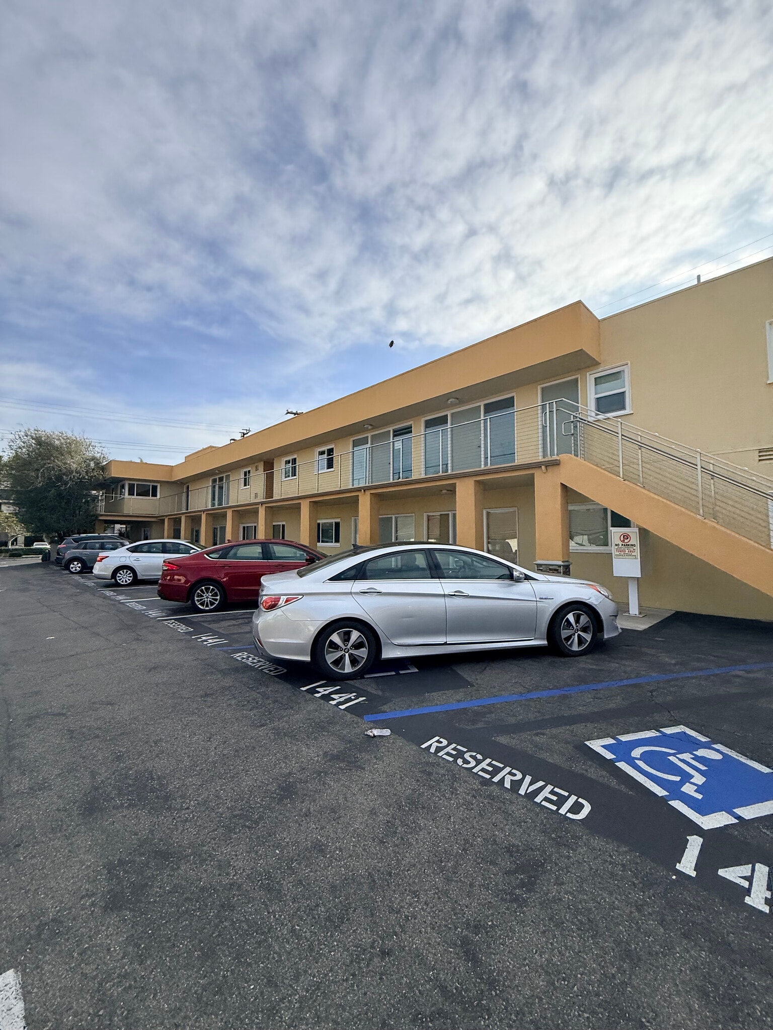 1441 Superior Ave, Newport Beach, CA for Rent