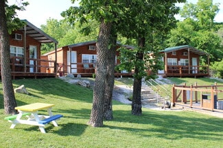 Lake Ozark, MO Hospitality - 1062 Susan Rd