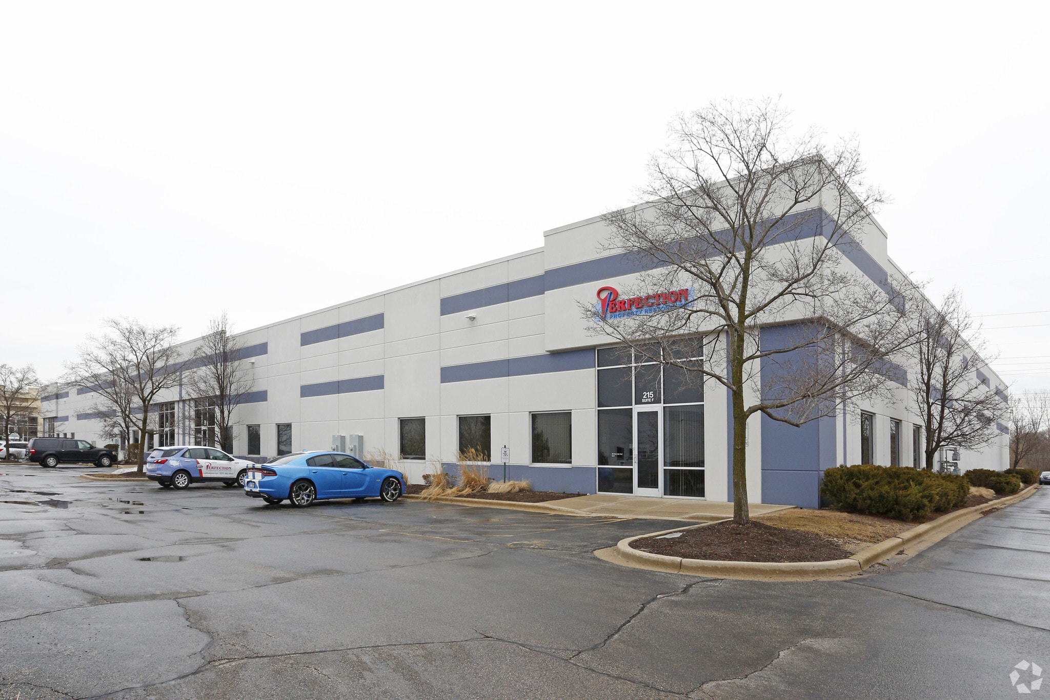 215 Prairie Lake Rd, East Dundee, IL for Rent
