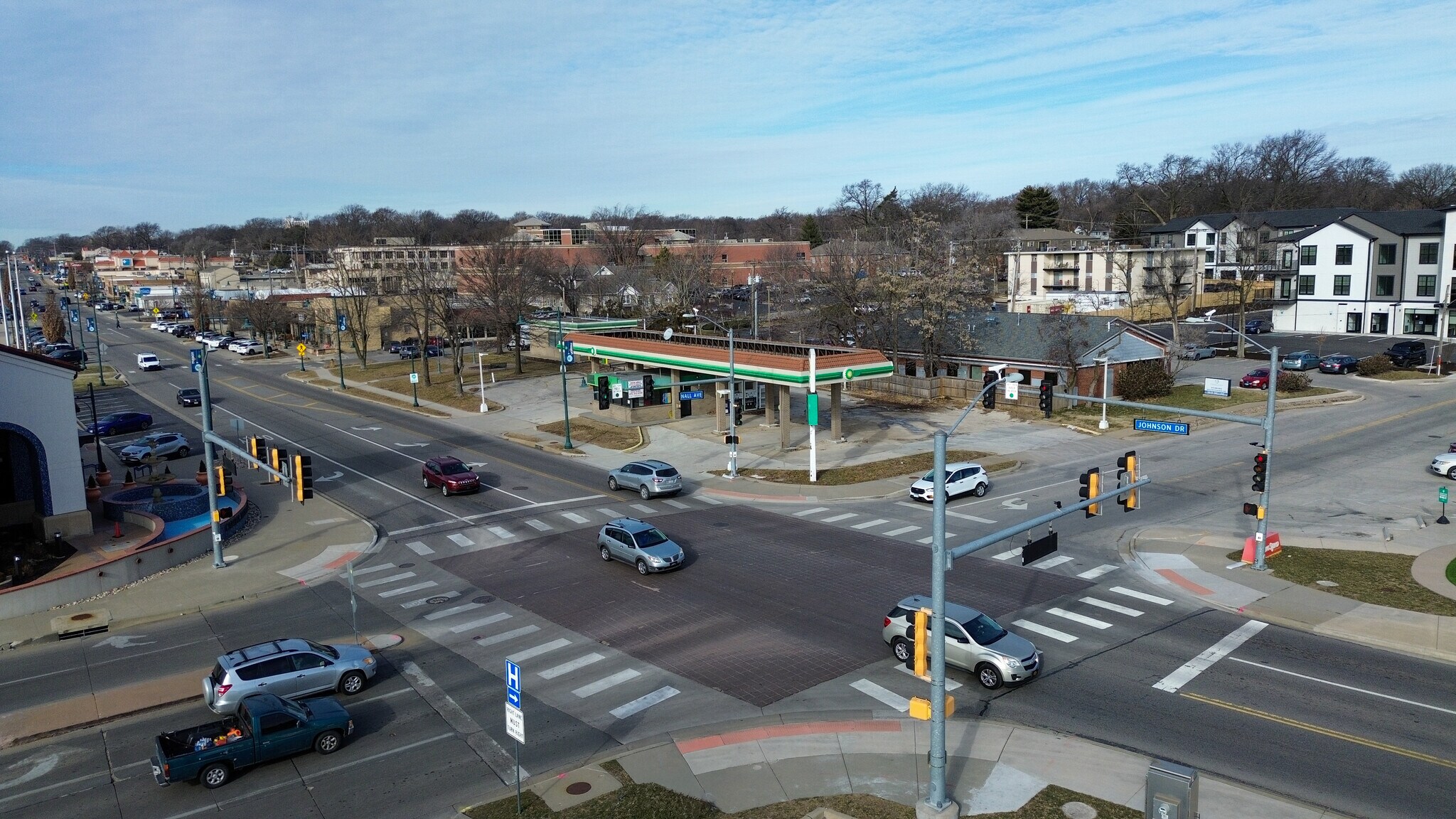 5500 Johnson Dr, Mission, KS for Rent