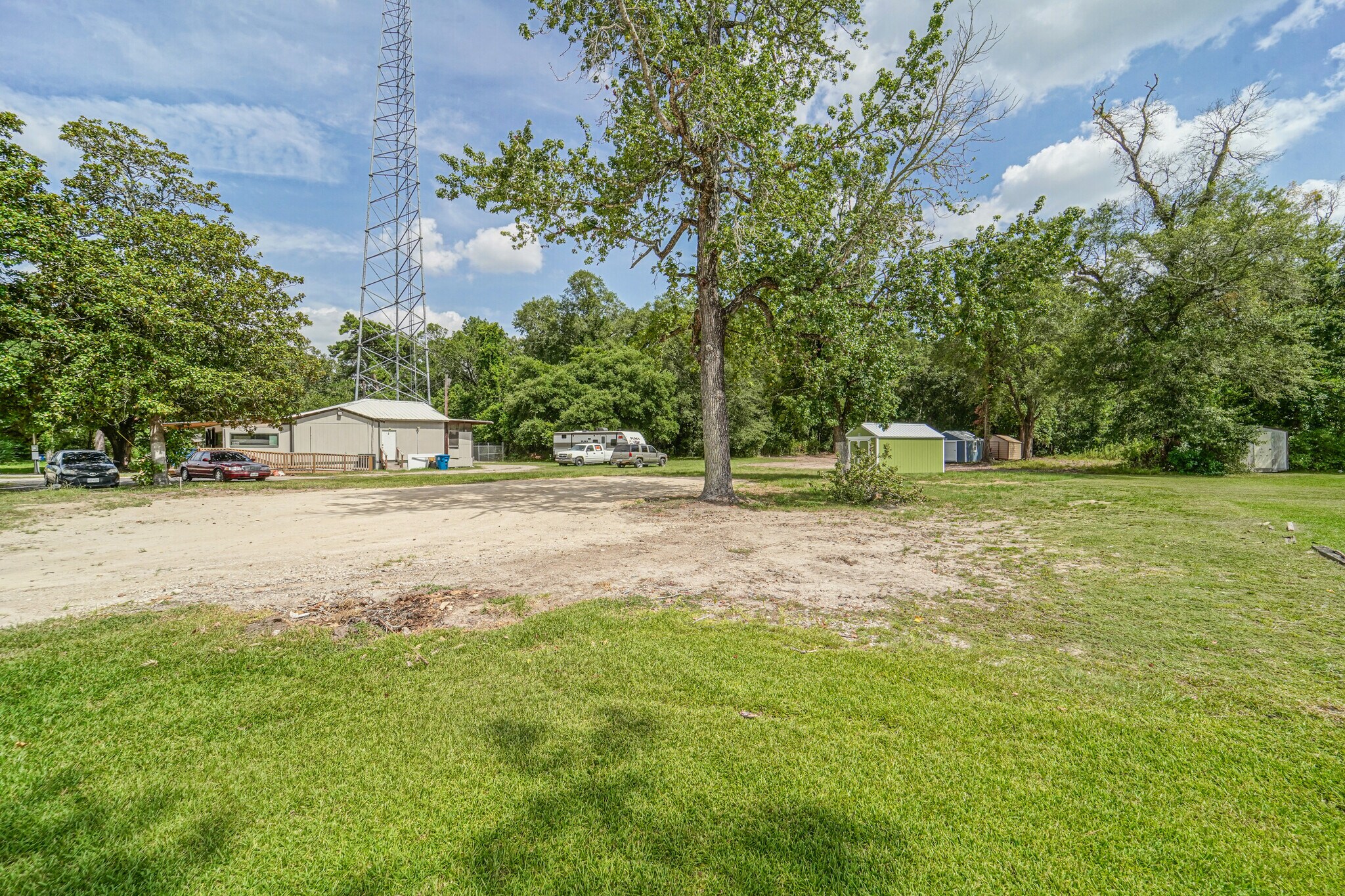 26242 FM 2090 Rd, Splendora, TX for Sale
