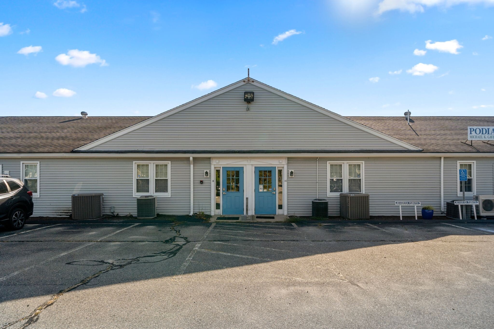 4-6 Barlows Landing Rd, Pocasset, MA for Sale