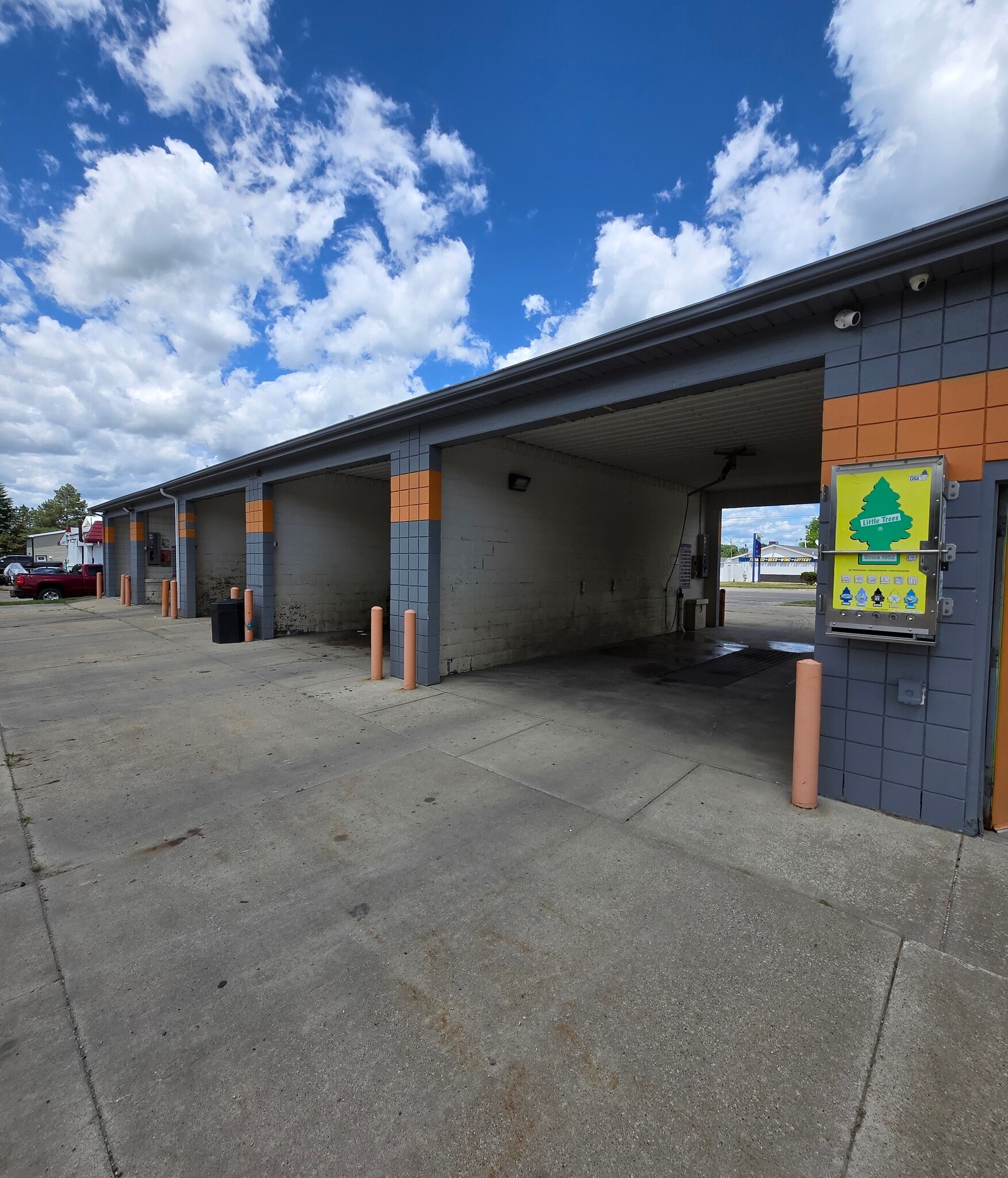 11561 N Saginaw Rd, Clio, MI for Sale