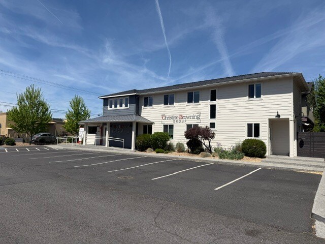 1860 NE 4th St, Bend, OR for Rent