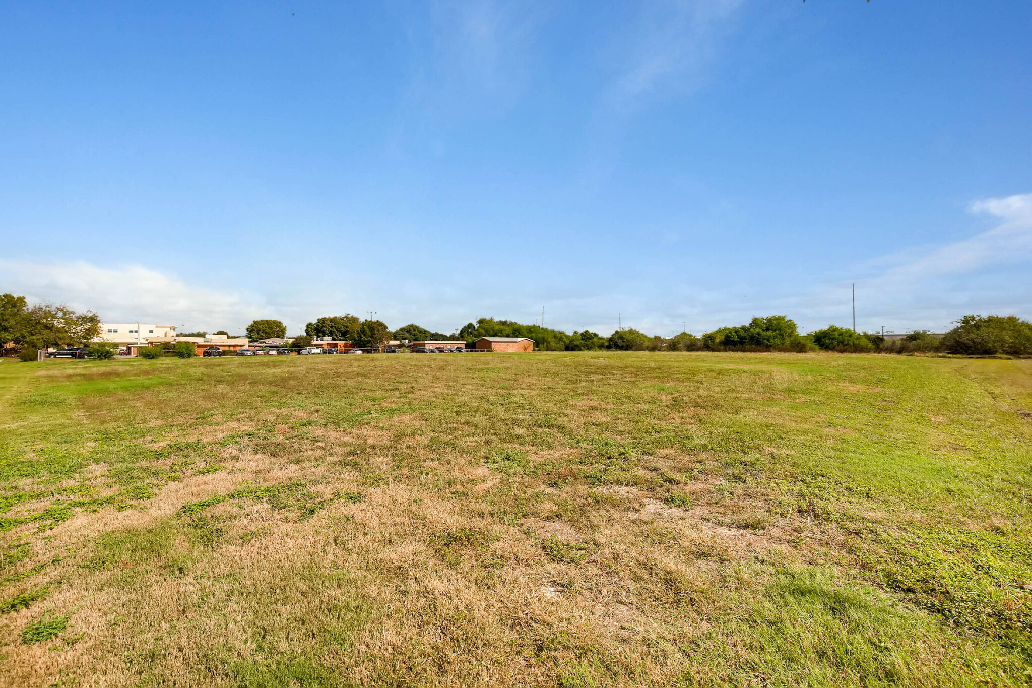 421 S King St, Seguin, TX for Rent