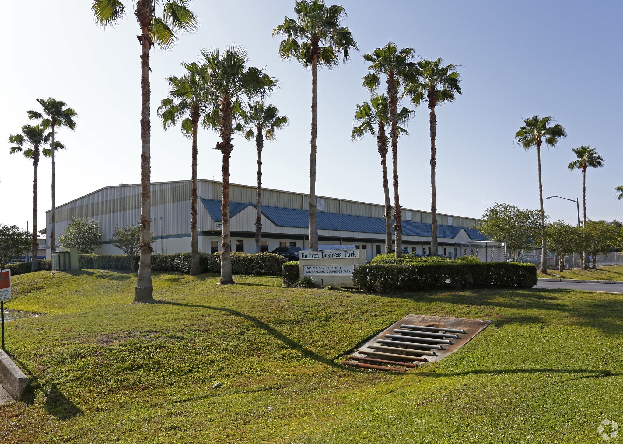 4725 E Lakeland Commerce Pky Lakeland, FL 33805 Industrial Property