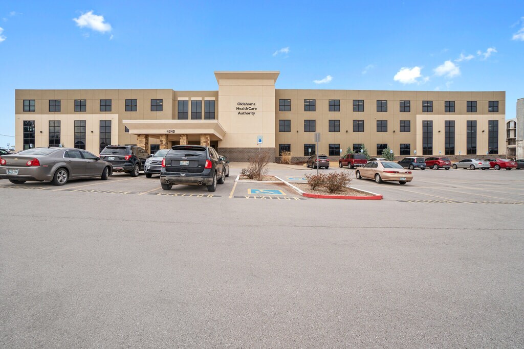 4345 N Lincoln Blvd, Oklahoma City, OK for Sale