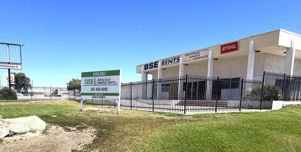 1919 Columbus St, Bakersfield, CA for Rent