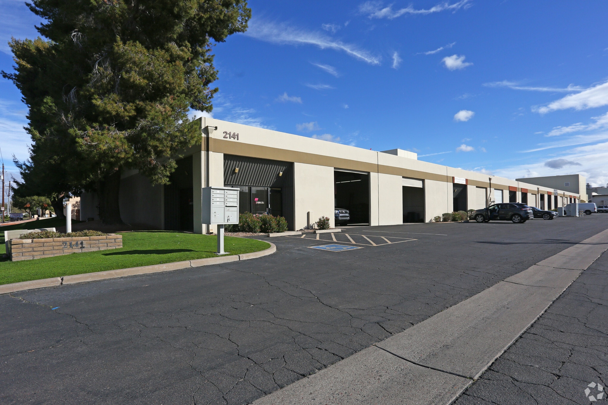 2141 S Industrial Park Ave, Tempe, AZ for Rent