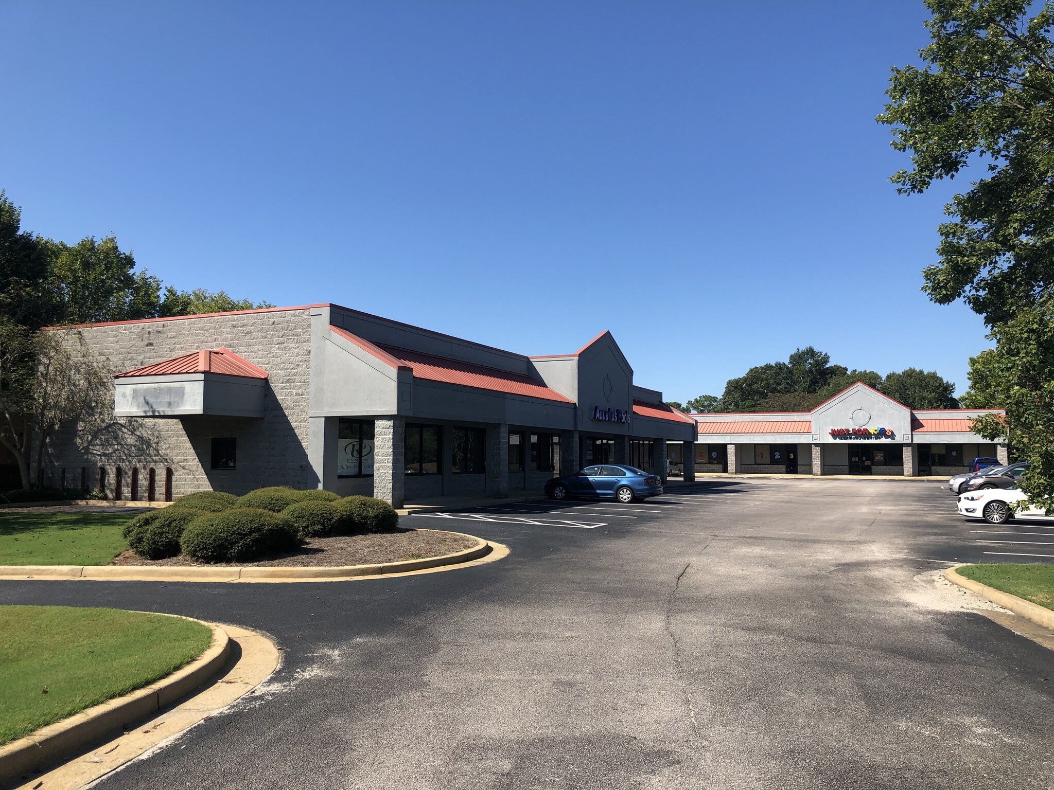 5009 Summerville Rd, Phenix City, AL for Rent