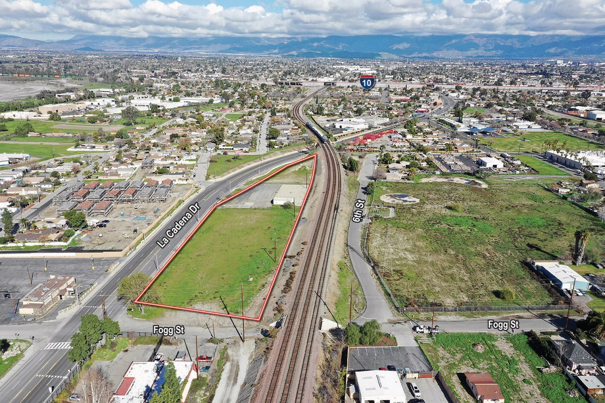 1073 S La Cadena Dr Colton, CA 92324 Industrial Property for Lease on