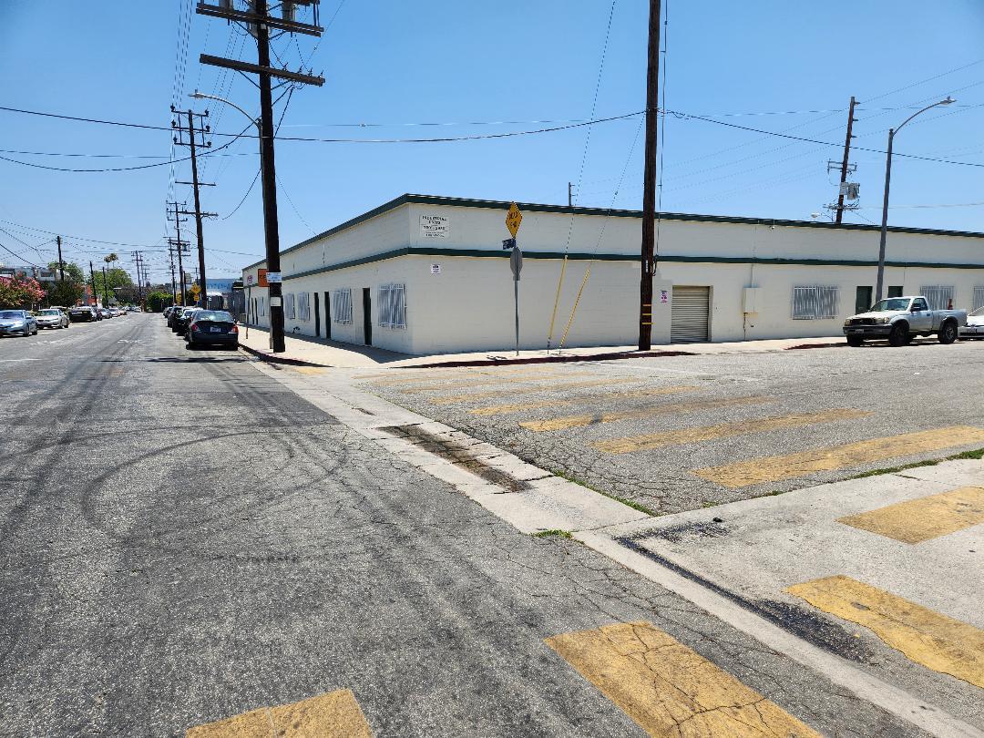 6160 Lemona Ave, Van Nuys, CA for Rent
