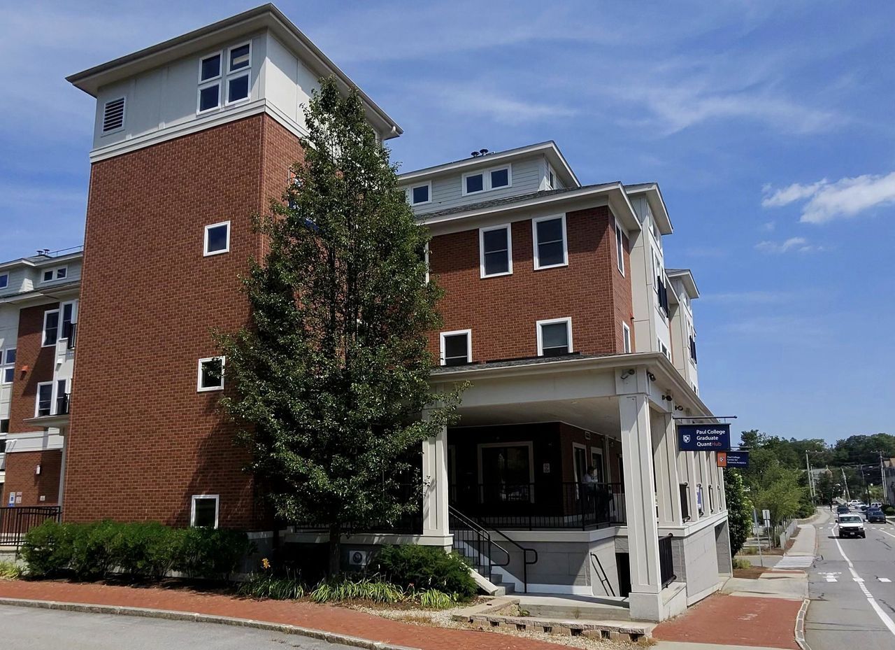 10 Pettee Brook Ln, Durham, NH for Rent