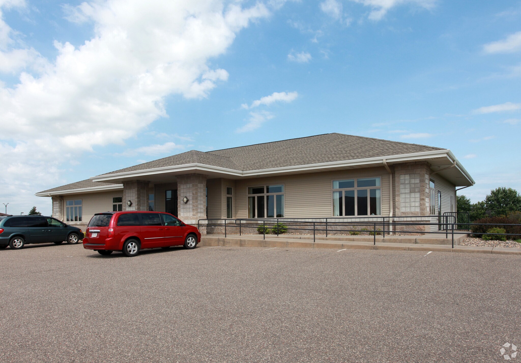 227 Meridian Dr, New Richmond, WI for Sale