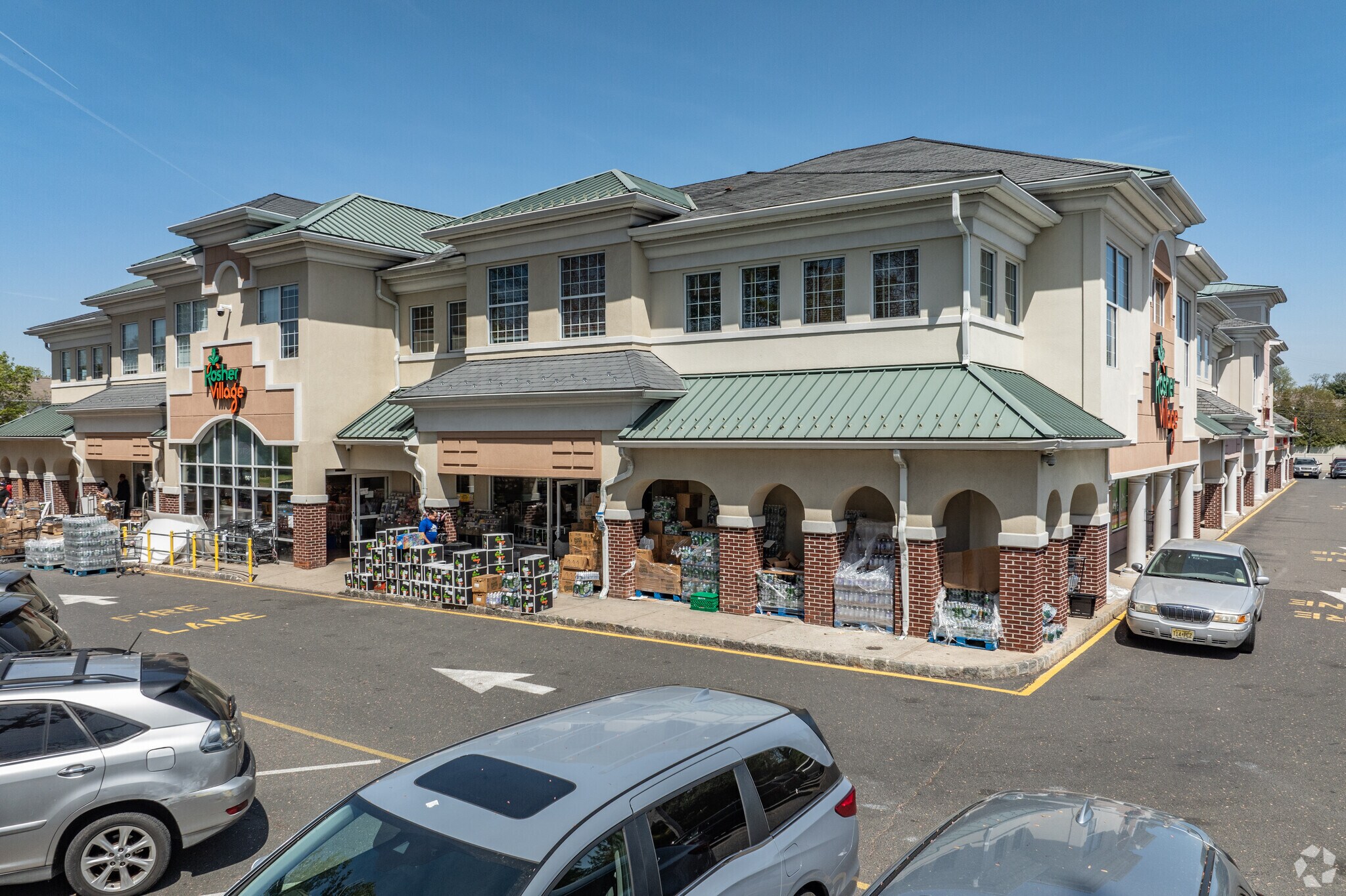 911 E County Line Rd, Lakewood, NJ for Rent