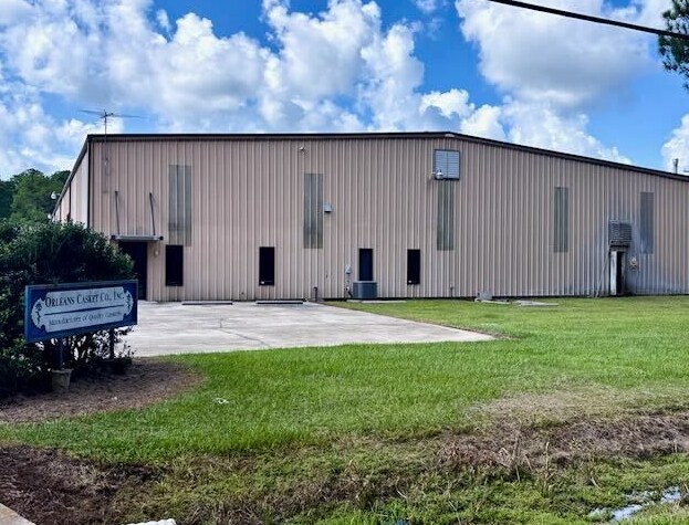 1760 South Ln, Mandeville, LA for Sale