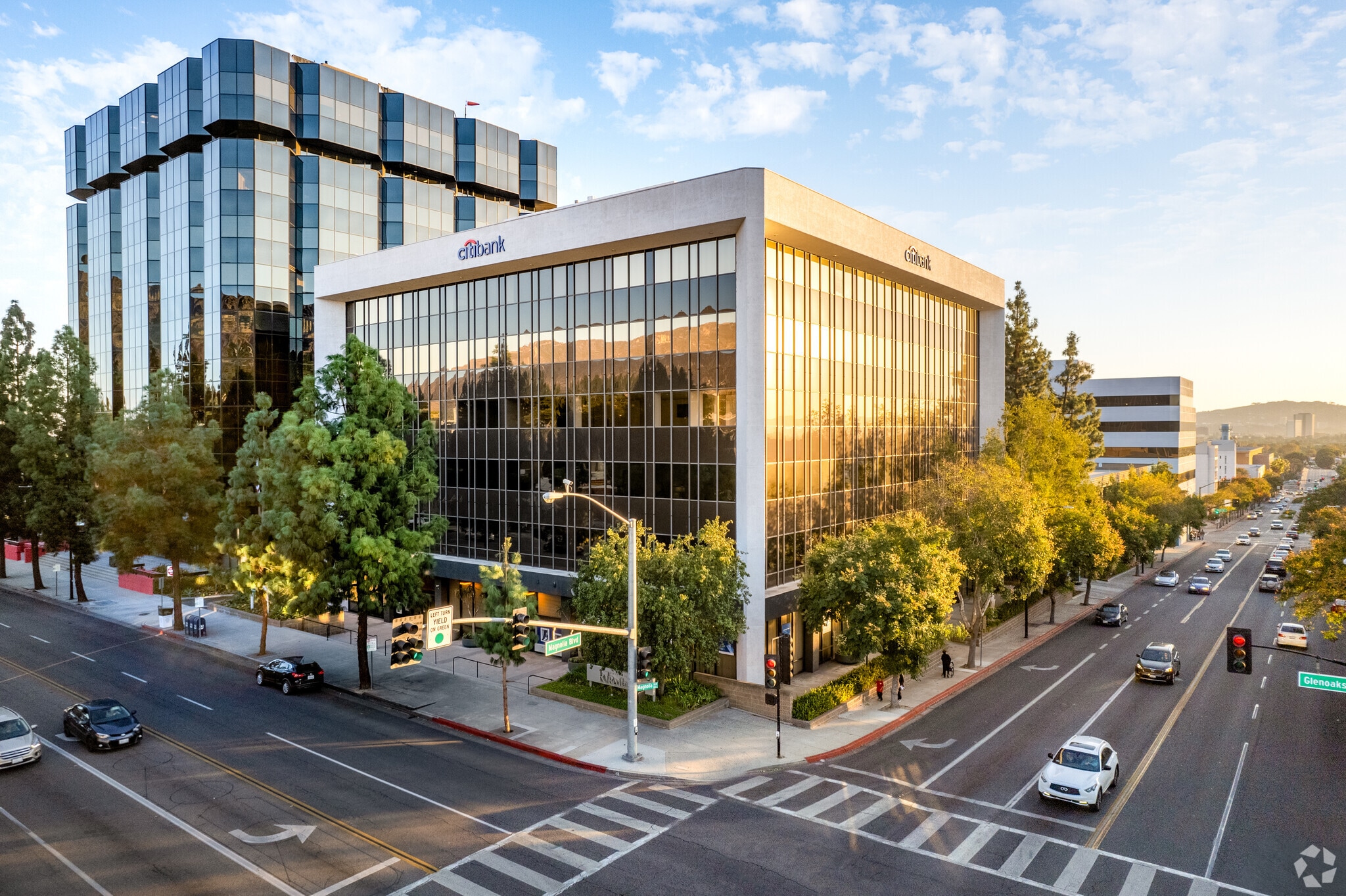 333 N Glenoaks Blvd, Burbank, CA for Rent