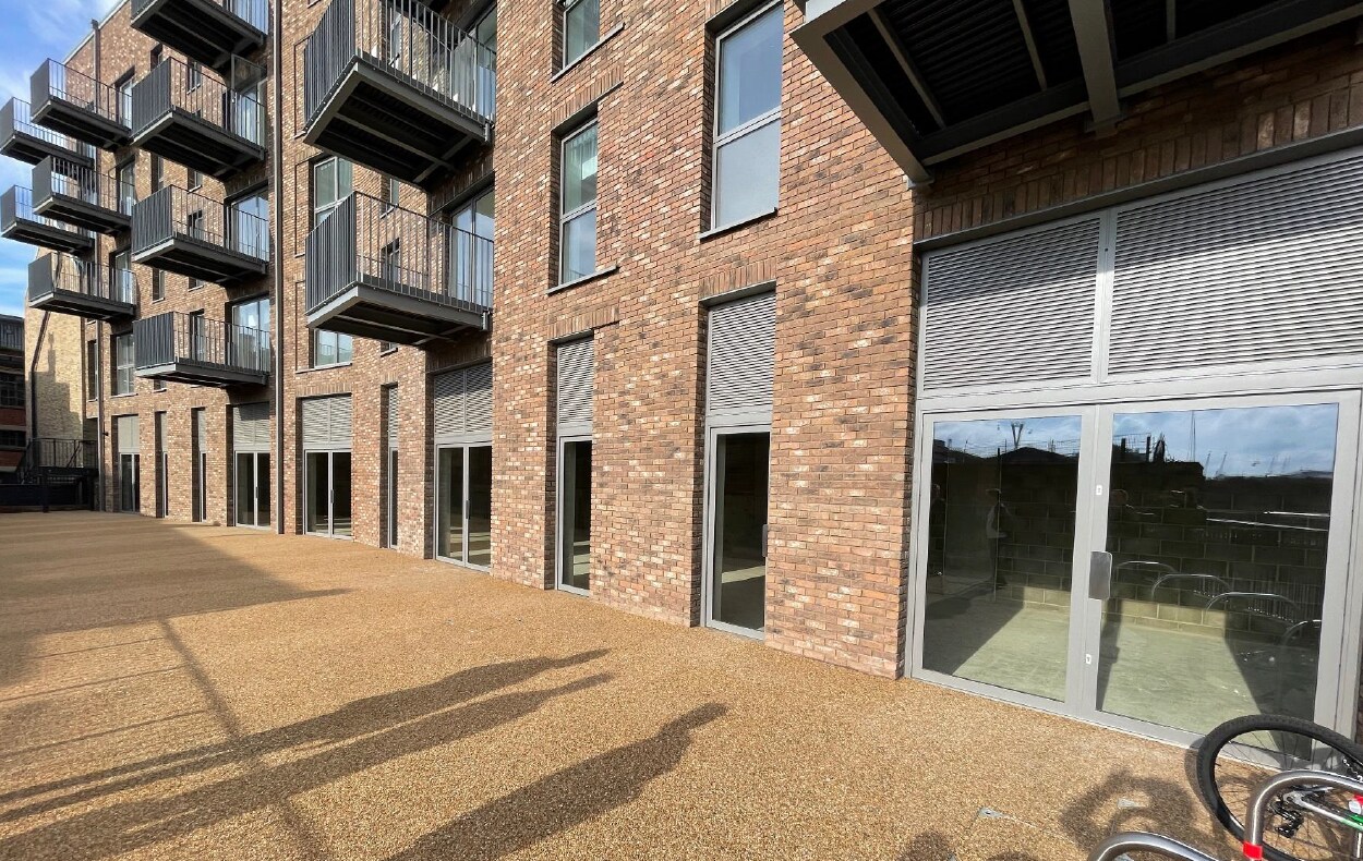 40 Goodluck Hope Walk, London, LND for Rent