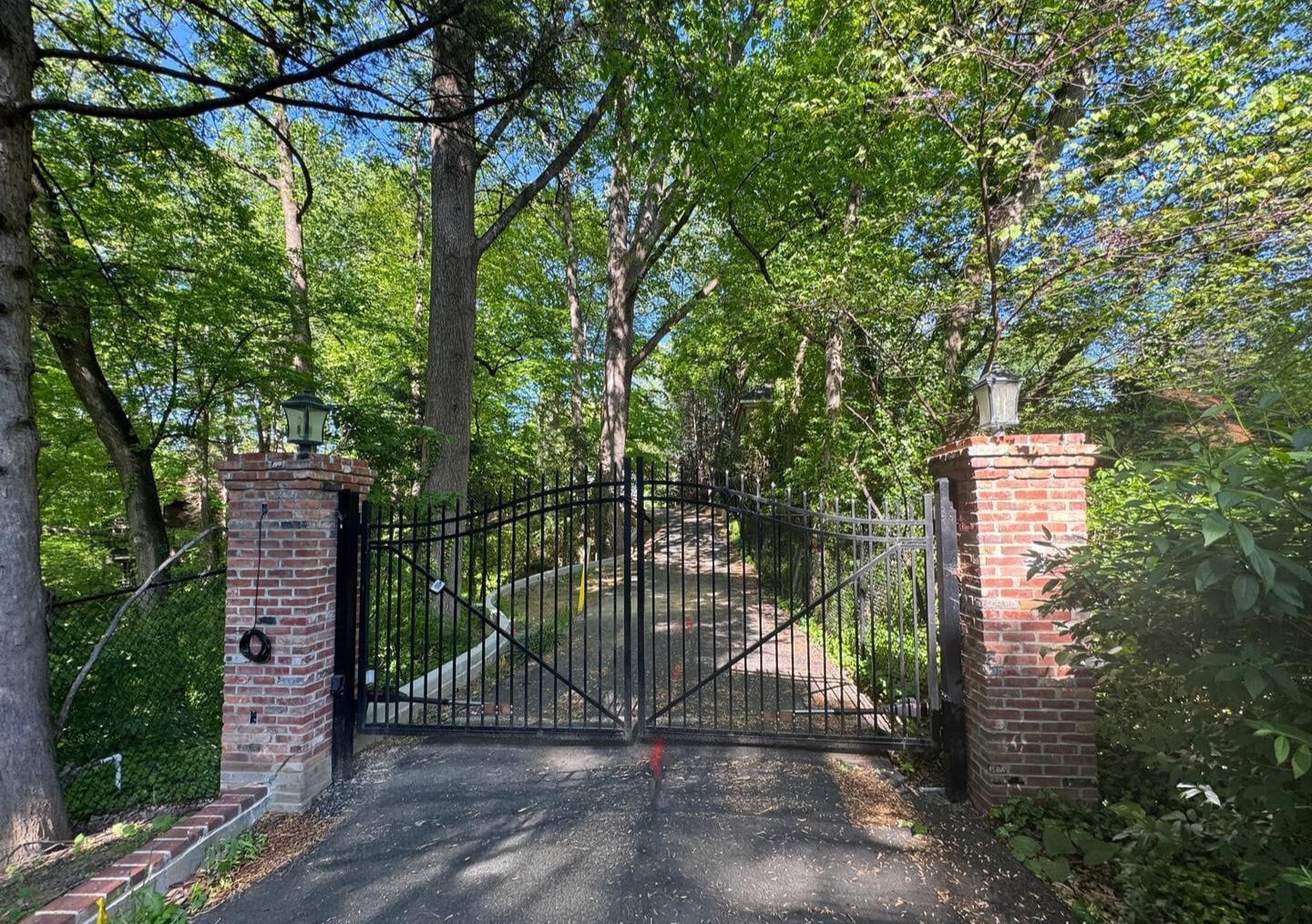 4019 N Randolph St, Arlington, VA for Sale