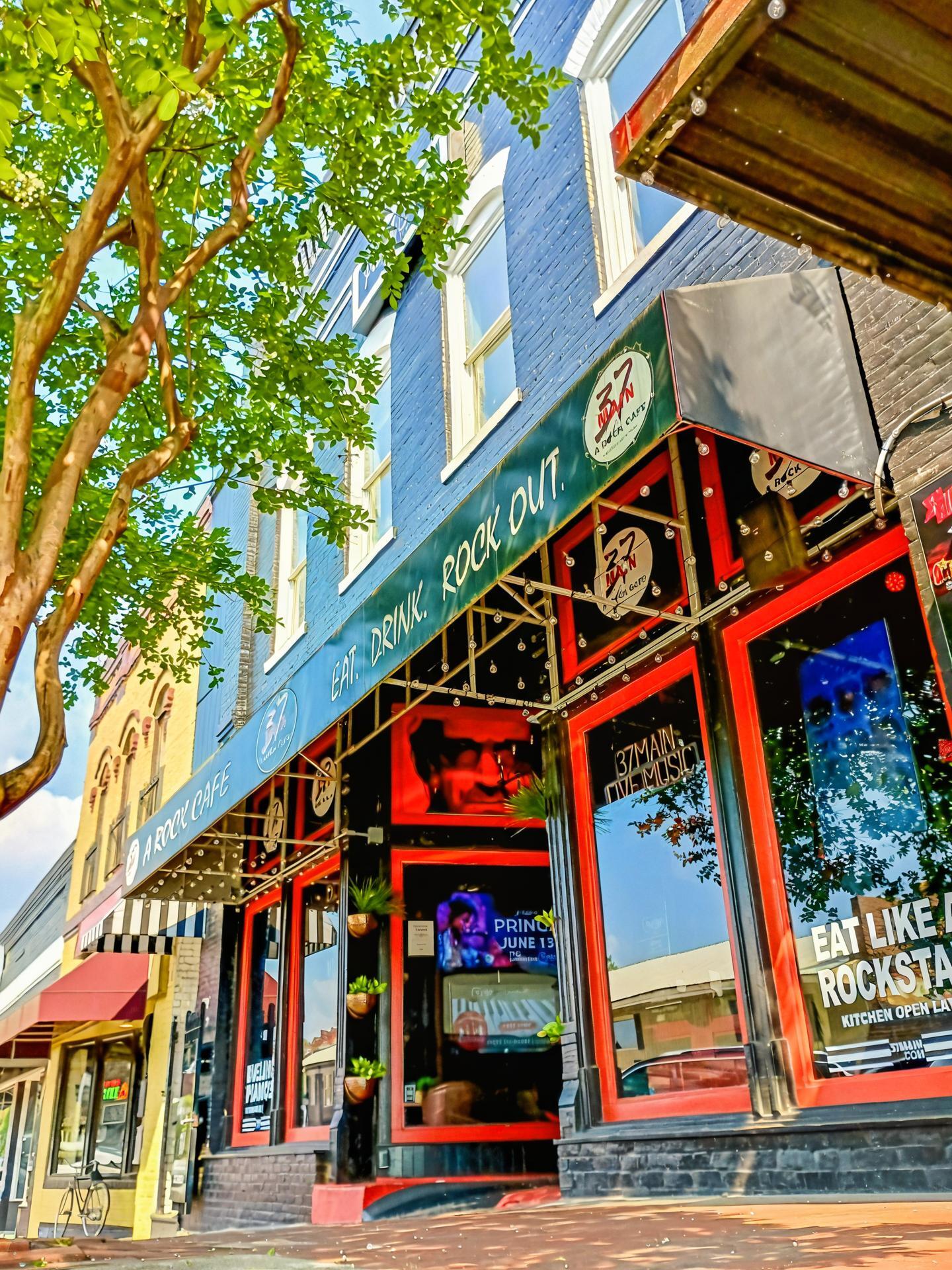 37 E Main St, Buford, GA for Sale