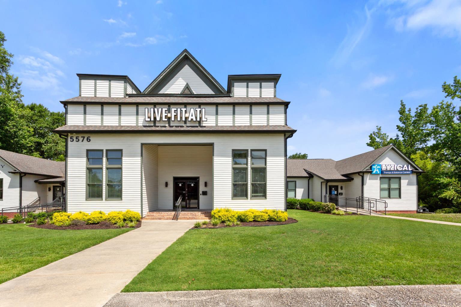 5576 Peachtree Rd, Atlanta, GA for Rent