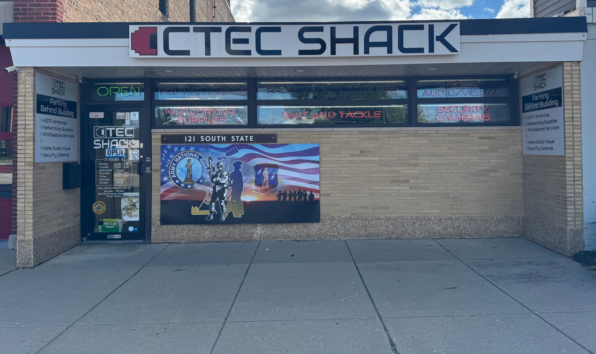 121 S State St, Belvidere, IL for Sale