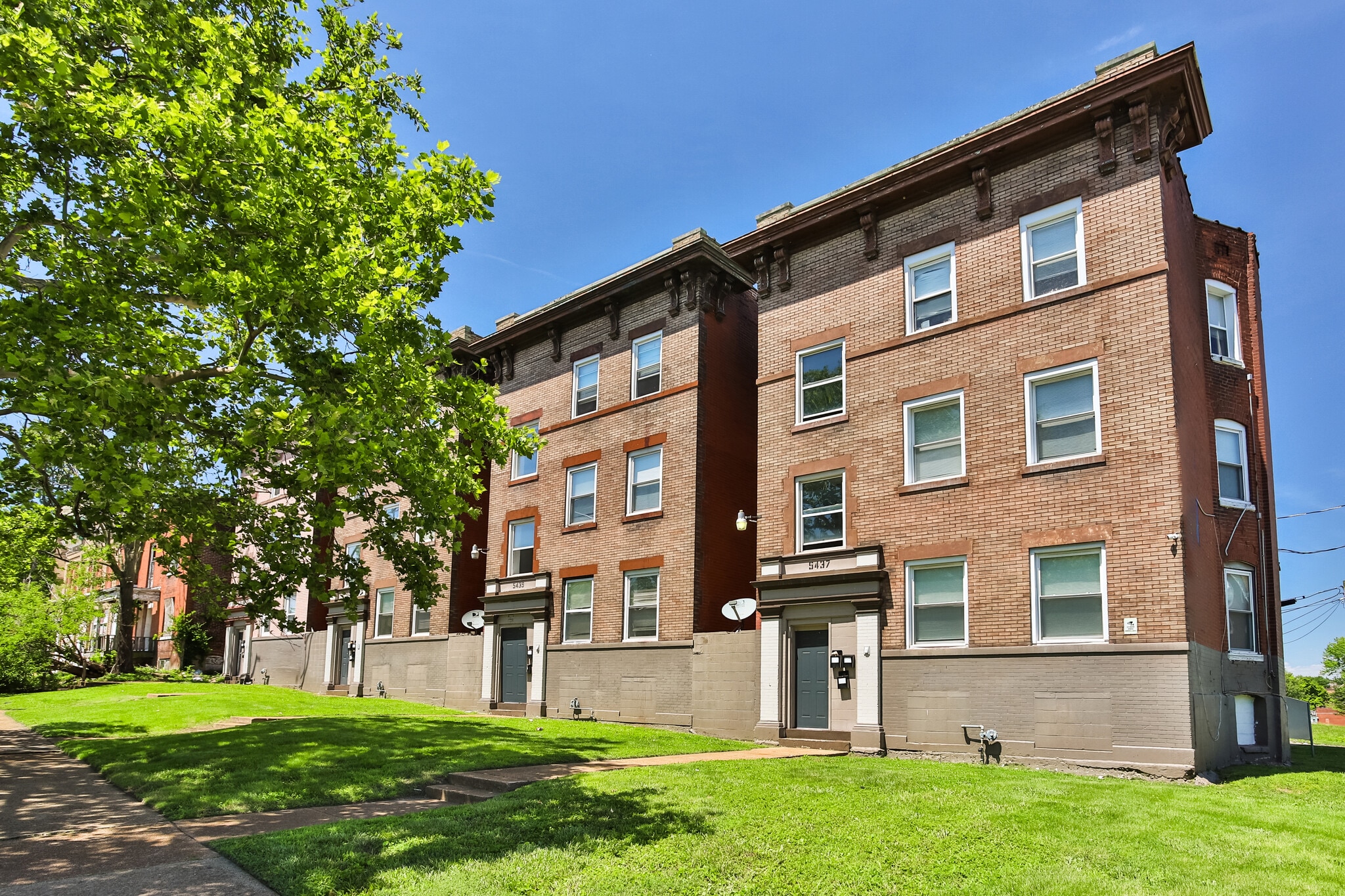 5437-5445 Page Blvd, Saint Louis, MO for Sale