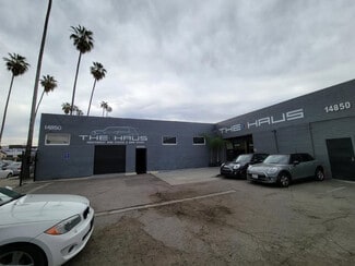 Van Nuys, CA Retail, Industrial - 14855 Bessemer St