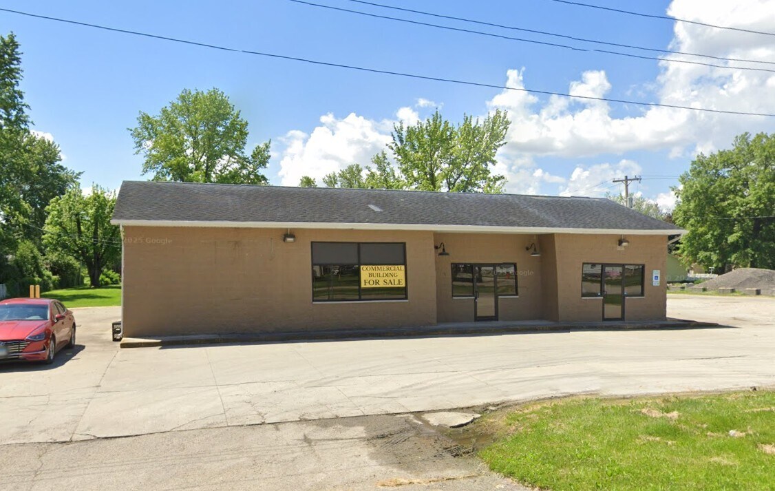 381 IL-121, Bethany, IL for Sale