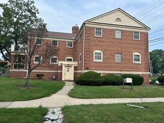Berea, OH Dormitory - 219 Seminary St