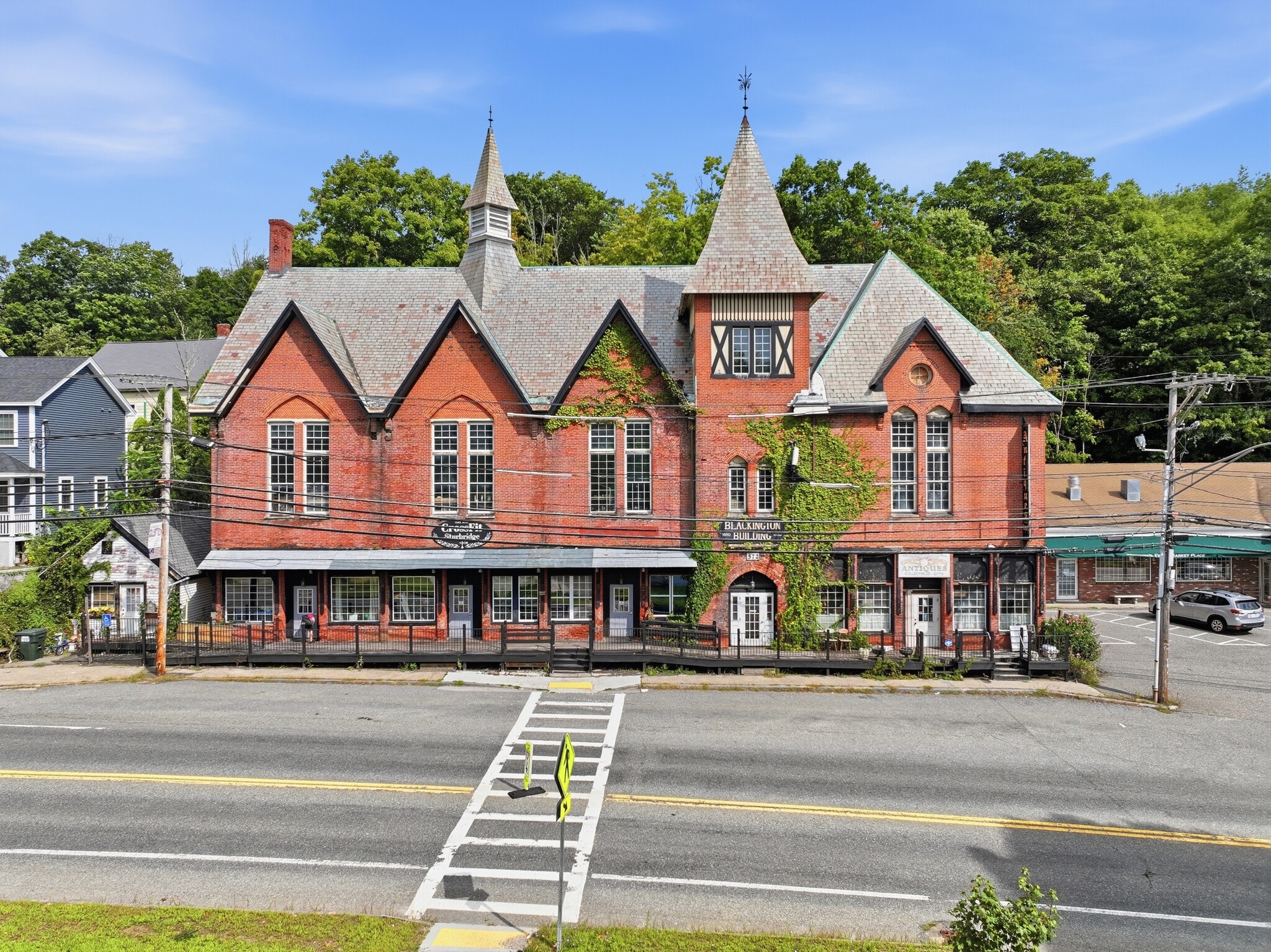 572 Main St, Fiskdale, MA for Sale