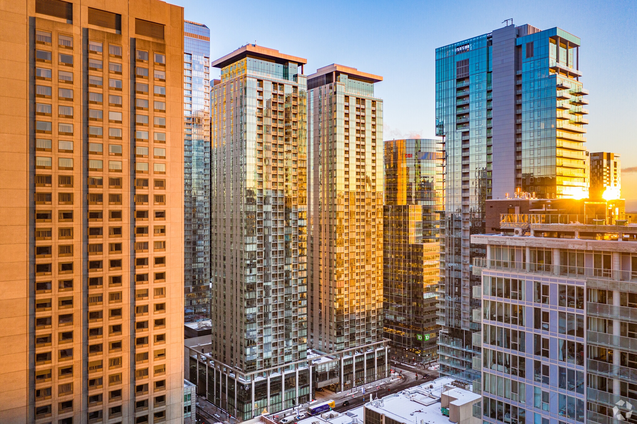 1059 Rue De La Montagne, Montréal, QC for Rent