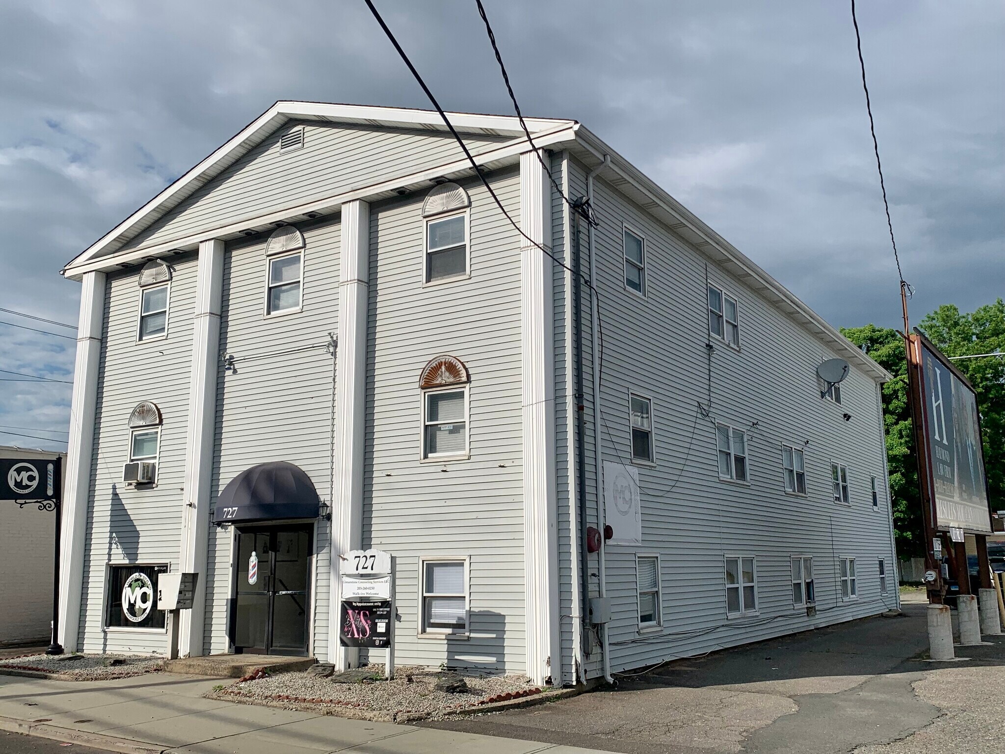 725-727 Campbell Ave, West Haven, CT for Rent