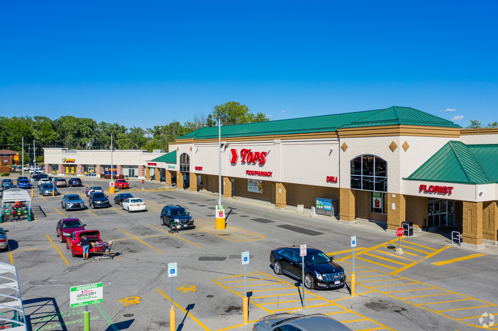 287301 Meadow Dr North Tonawanda, NY 14120 Retail Property for Lease