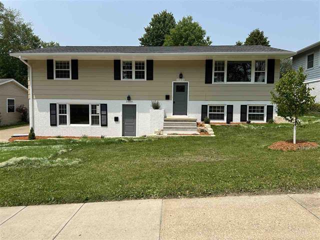 3006 Stanford Ave, Iowa City, IA for Sale