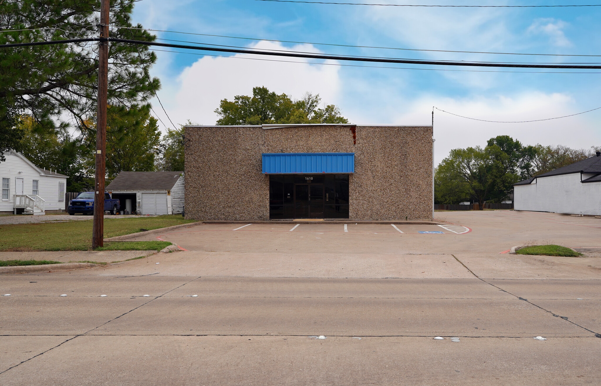 1610 Wynn Joyce Rd, Garland, TX for Sale