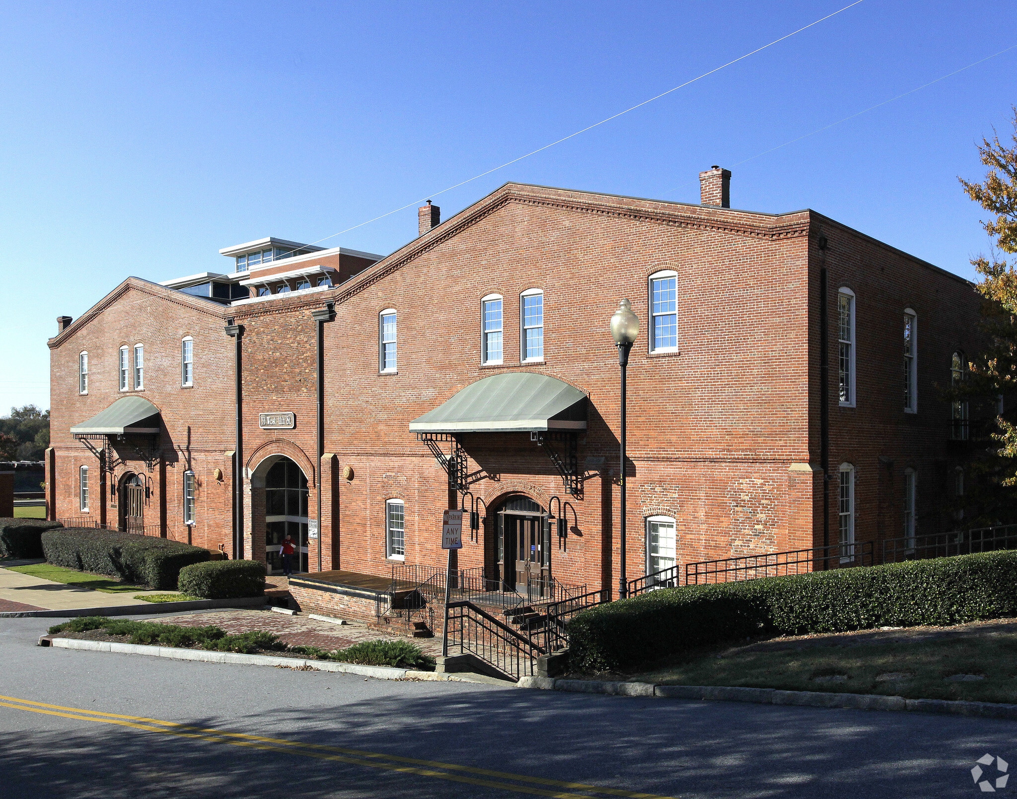 33 W 11th St, Columbus, GA for Rent